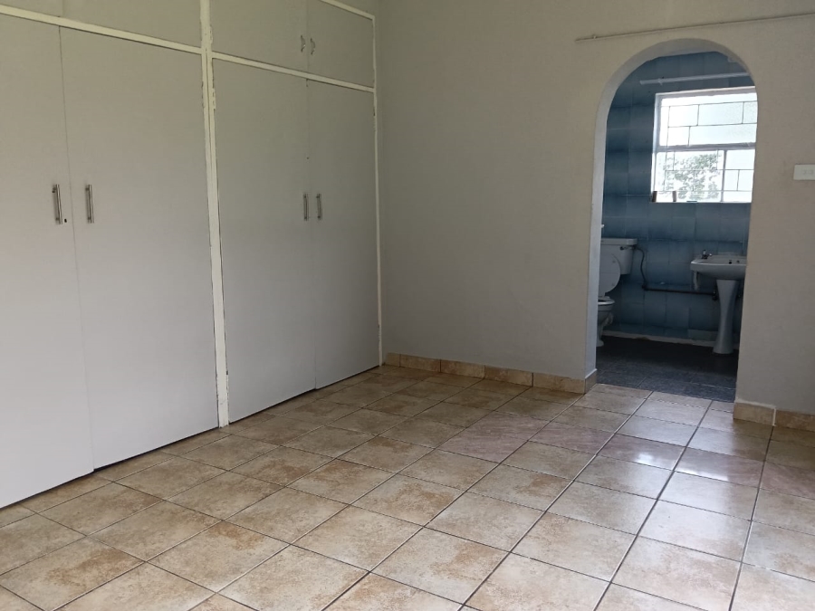 4 Bedroom Property for Sale in Hillside Gauteng