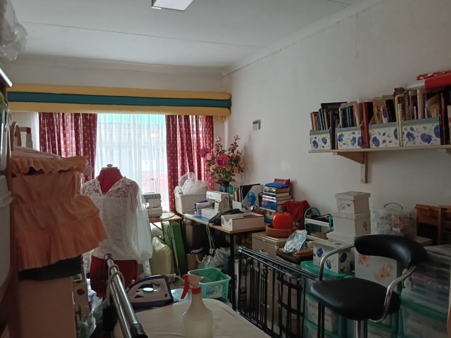 3 Bedroom Property for Sale in Westonaria Gauteng