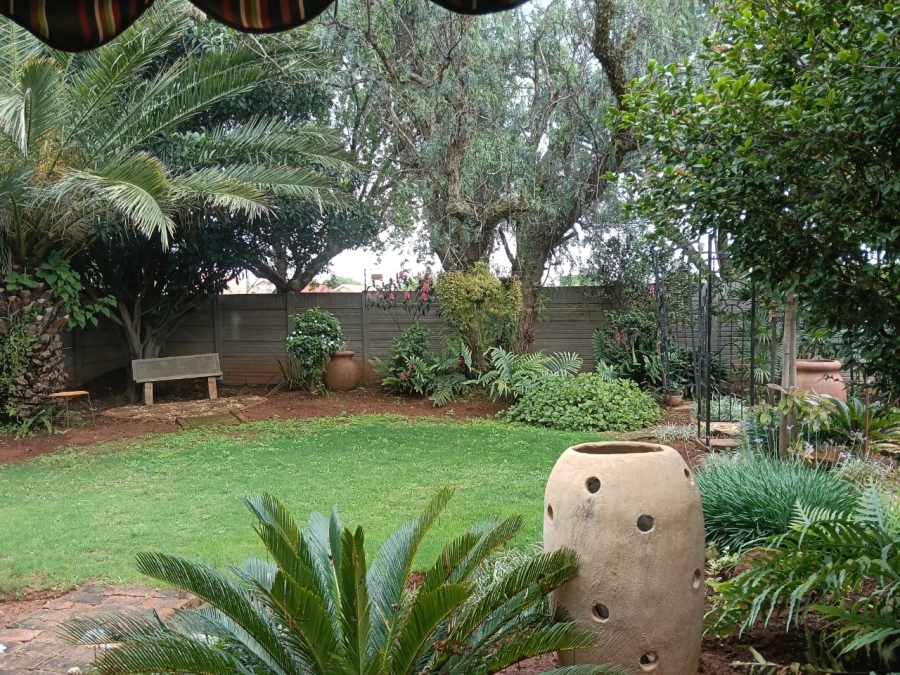 3 Bedroom Property for Sale in Westonaria Gauteng