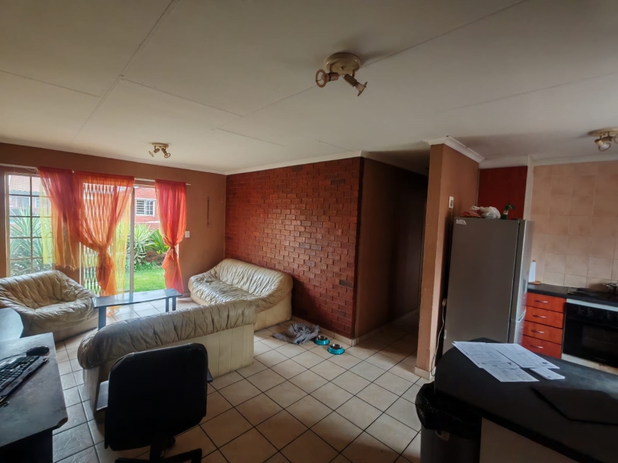 2 Bedroom Property for Sale in West Village Gauteng