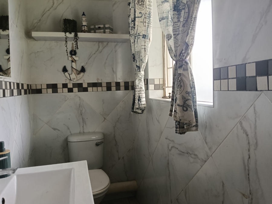 3 Bedroom Property for Sale in Helikonpark Gauteng