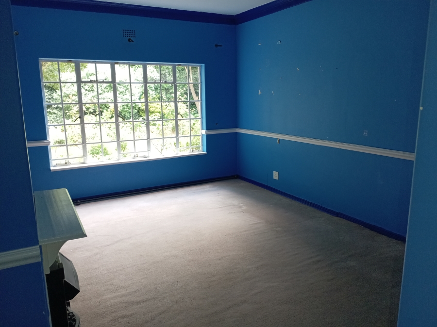 6 Bedroom Property for Sale in Darrenwood Gauteng