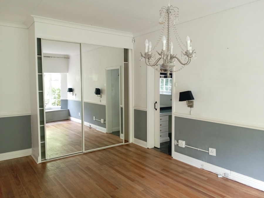 6 Bedroom Property for Sale in Darrenwood Gauteng