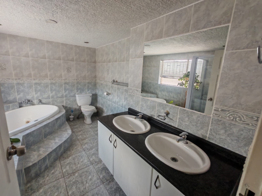 3 Bedroom Property for Sale in Randpark Ridge Gauteng