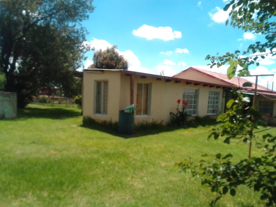 5 Bedroom Property for Sale in Middelvlei A H Gauteng