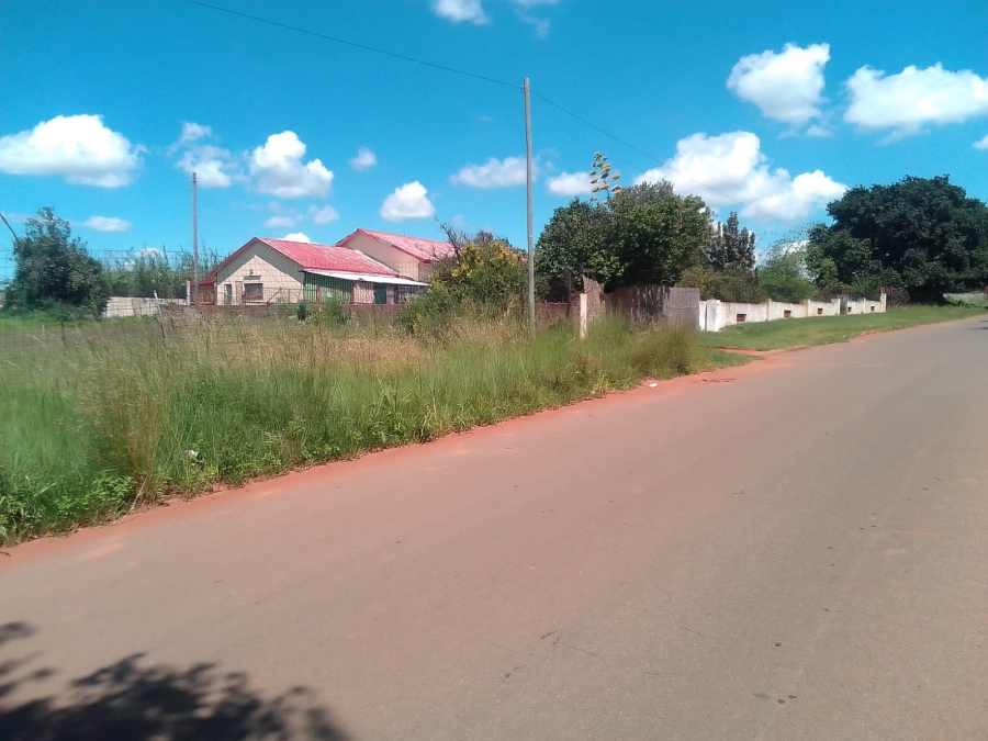 5 Bedroom Property for Sale in Middelvlei A H Gauteng