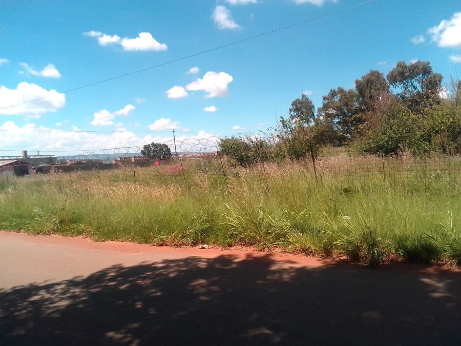 5 Bedroom Property for Sale in Middelvlei A H Gauteng