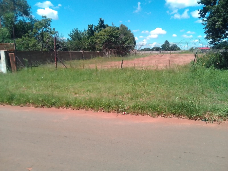 5 Bedroom Property for Sale in Middelvlei A H Gauteng