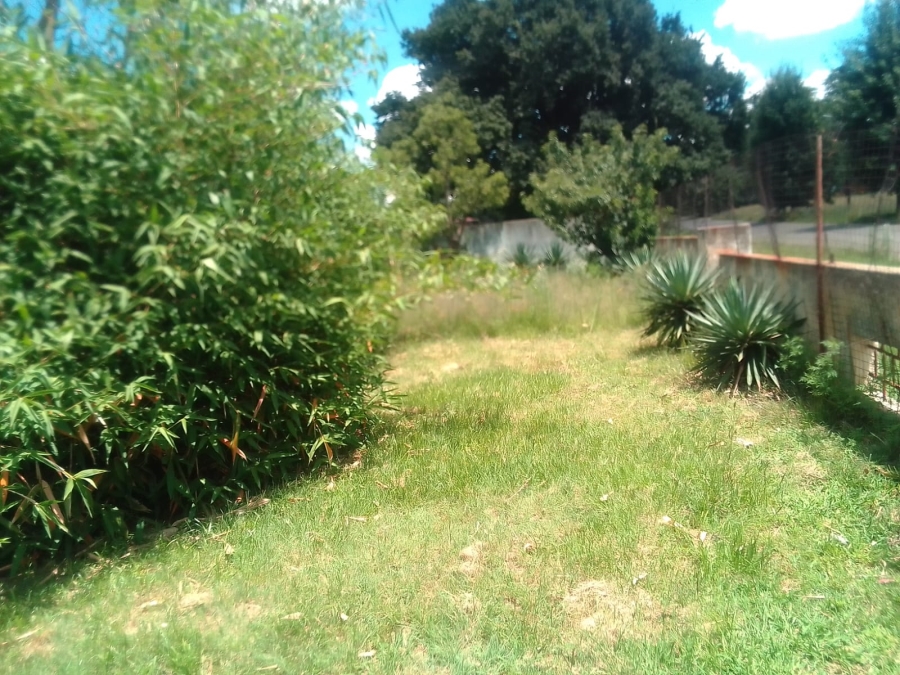 5 Bedroom Property for Sale in Middelvlei A H Gauteng