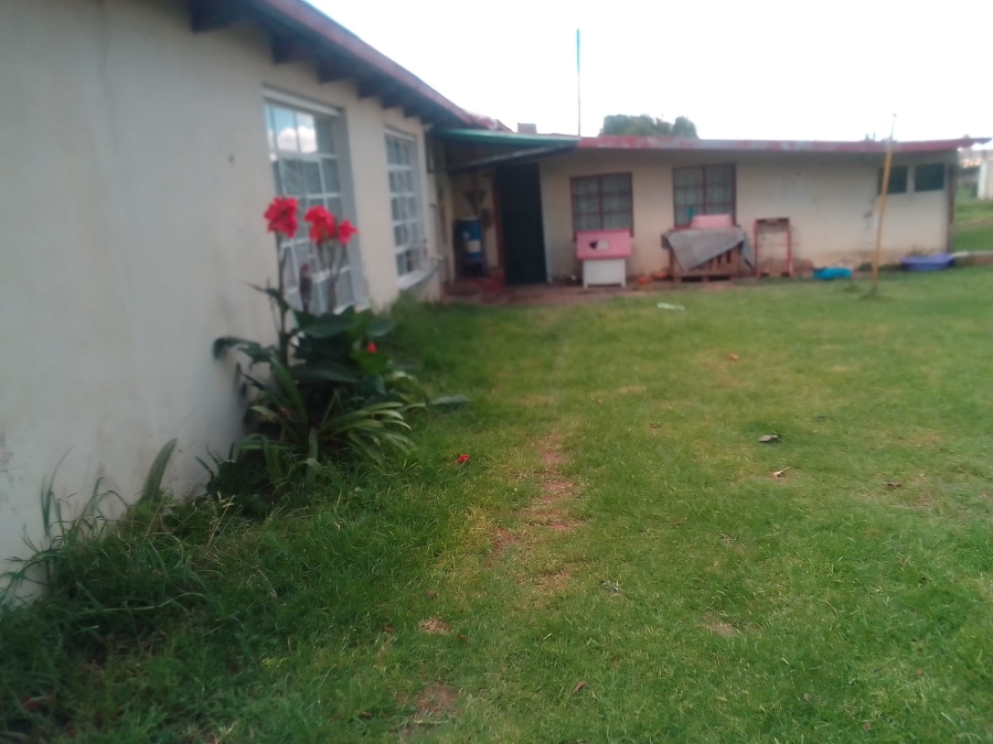 5 Bedroom Property for Sale in Middelvlei A H Gauteng