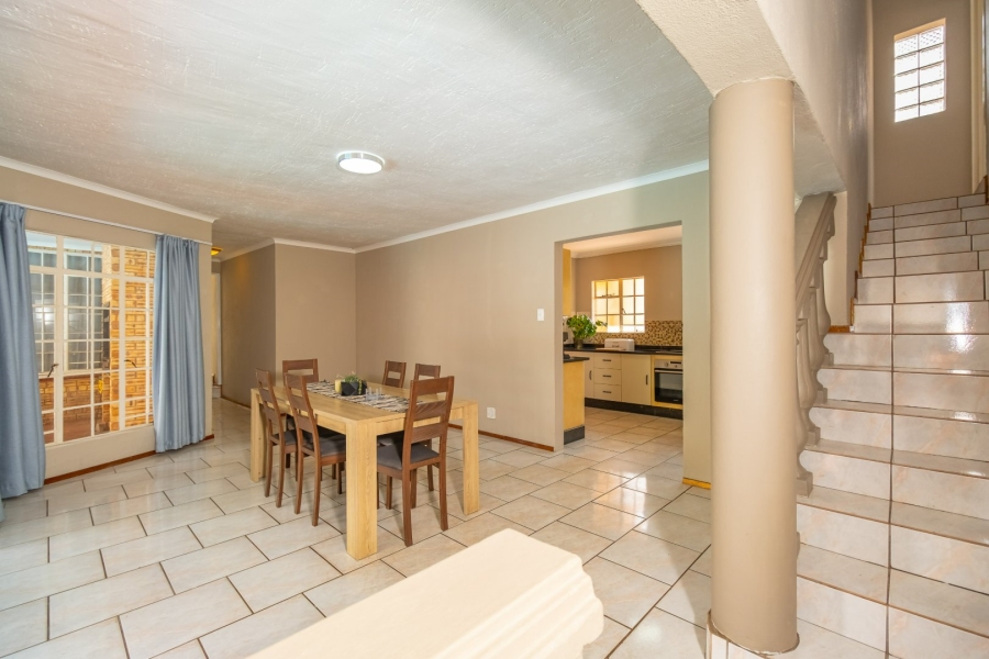 4 Bedroom Property for Sale in Noordheuwel Gauteng