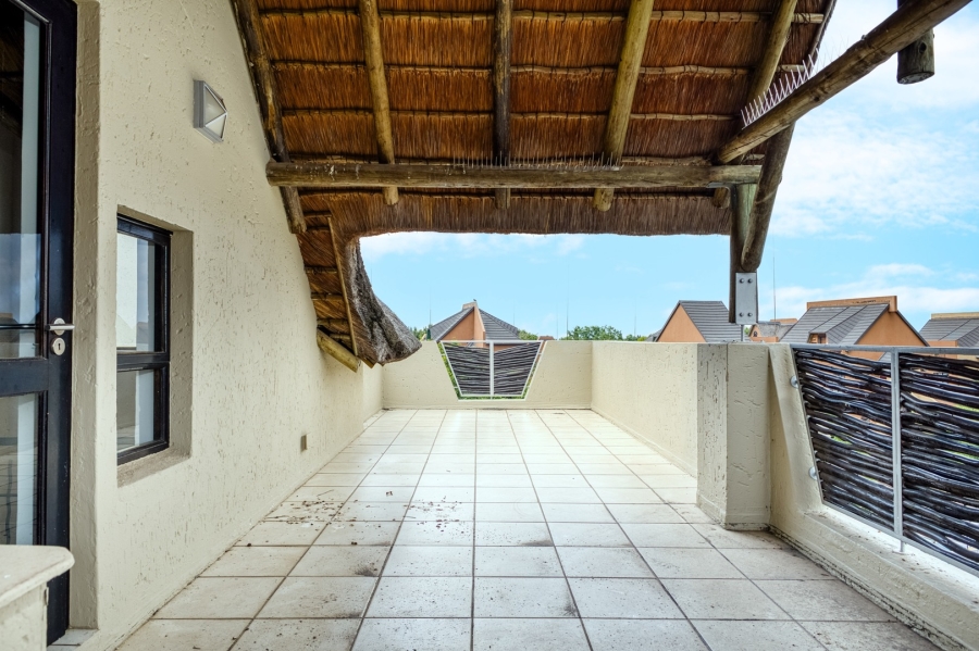 To Let 2 Bedroom Property for Rent in Lonehill Gauteng