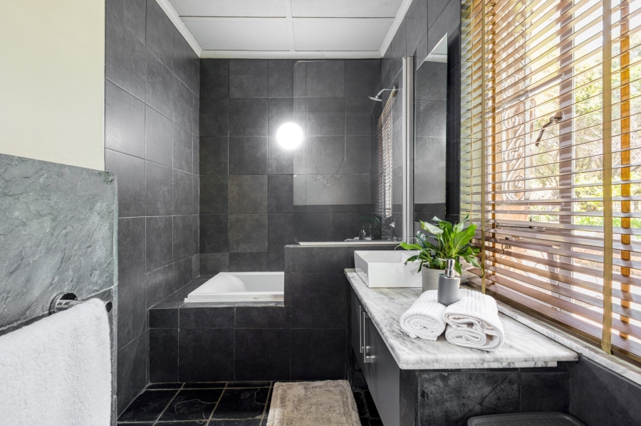 3 Bedroom Property for Sale in Lanseria Gauteng