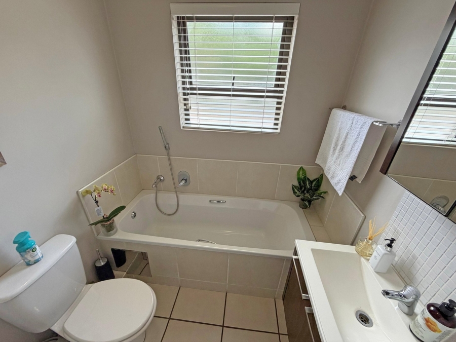 2 Bedroom Property for Sale in Bryanston Gauteng