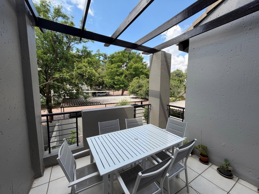 2 Bedroom Property for Sale in Bryanston Gauteng