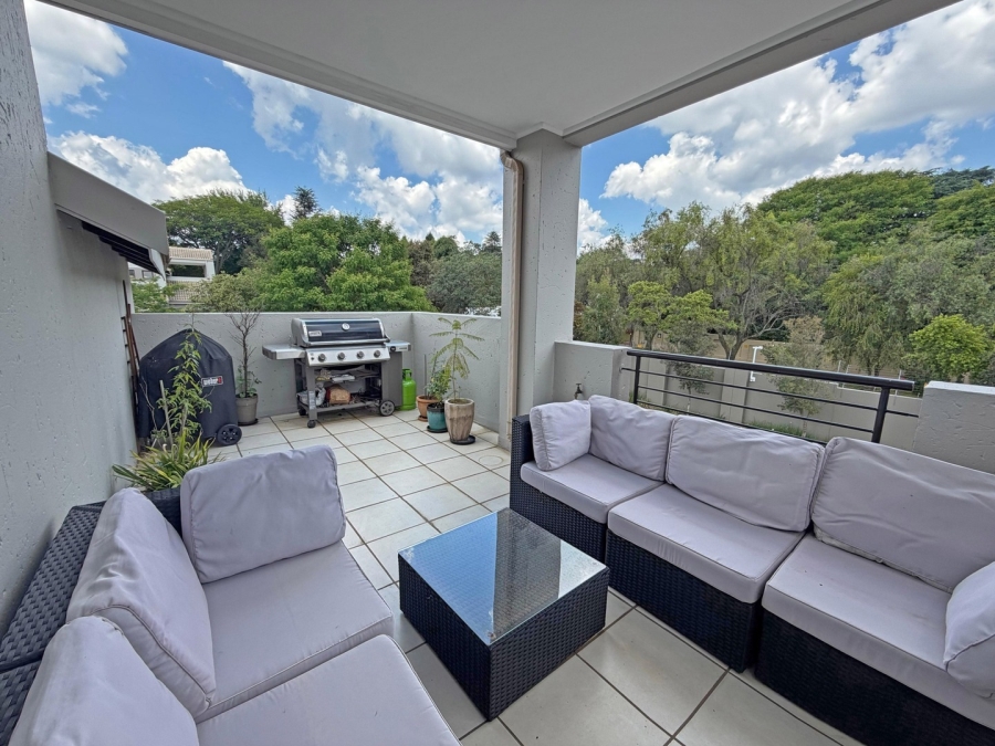 2 Bedroom Property for Sale in Bryanston Gauteng