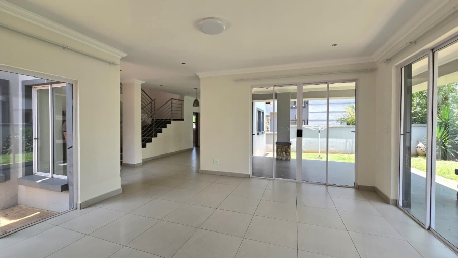 3 Bedroom Property for Sale in Blue Valley Golf Estate Gauteng