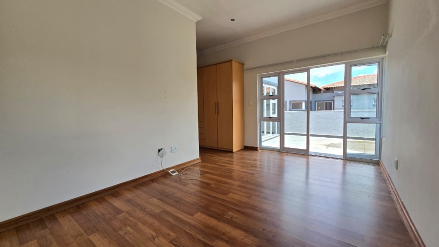 3 Bedroom Property for Sale in Blue Valley Golf Estate Gauteng