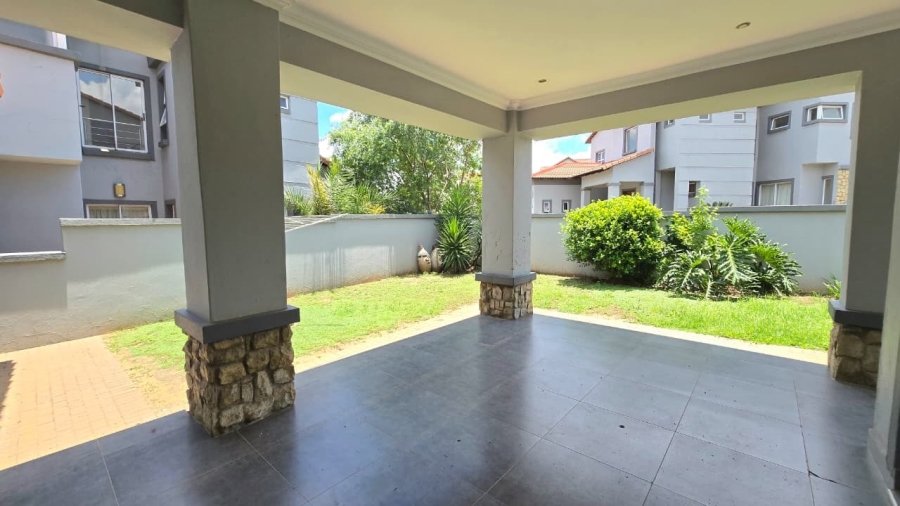 3 Bedroom Property for Sale in Blue Valley Golf Estate Gauteng