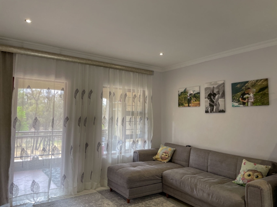 2 Bedroom Property for Sale in Bryanston Gauteng