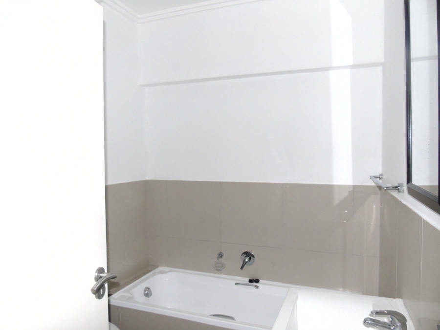 To Let 3 Bedroom Property for Rent in Fourways Gauteng