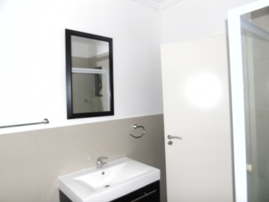 To Let 3 Bedroom Property for Rent in Fourways Gauteng