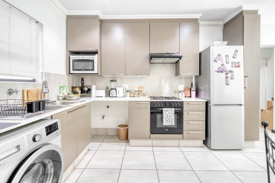 To Let 2 Bedroom Property for Rent in Lonehill Gauteng