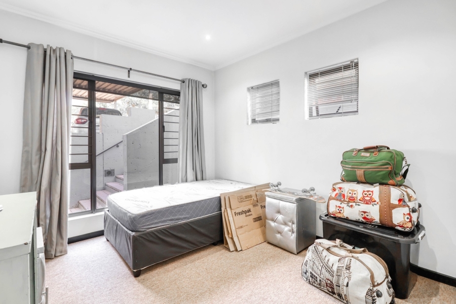 To Let 2 Bedroom Property for Rent in Lonehill Gauteng