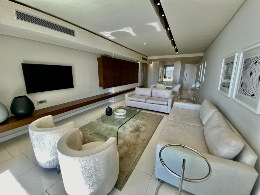 To Let 2 Bedroom Property for Rent in Sandhurst Gauteng