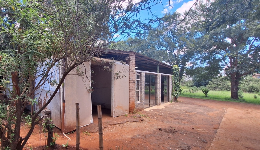 4 Bedroom Property for Sale in Mullerstuine Gauteng