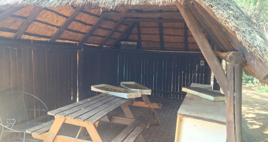 4 Bedroom Property for Sale in Mullerstuine Gauteng