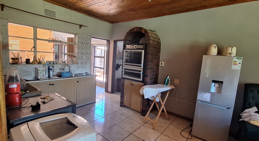 4 Bedroom Property for Sale in Mullerstuine Gauteng