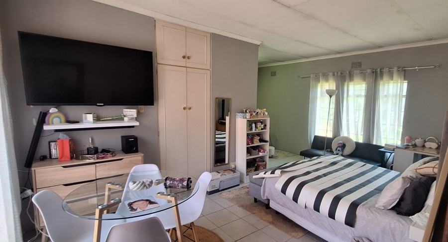 4 Bedroom Property for Sale in Mullerstuine Gauteng