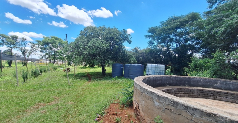 4 Bedroom Property for Sale in Mullerstuine Gauteng