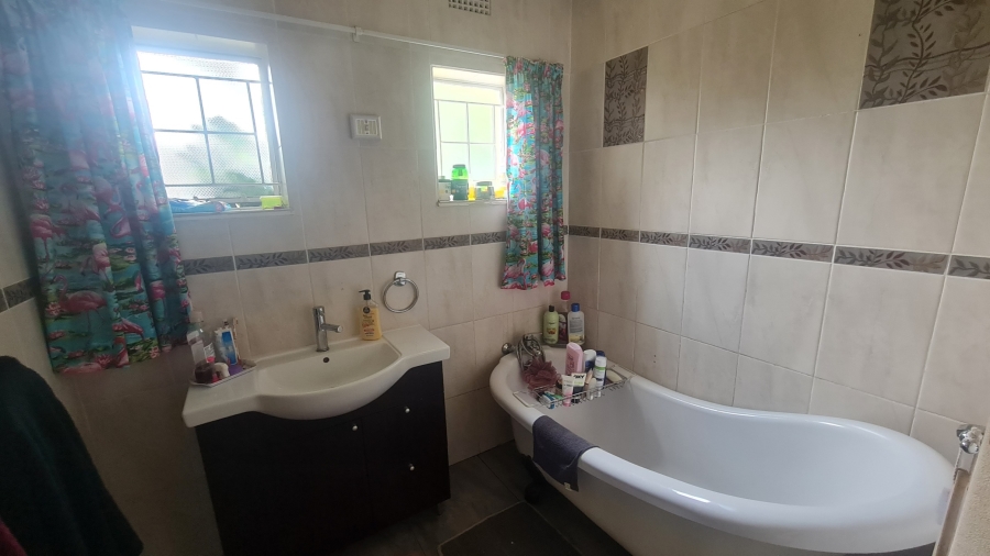 3 Bedroom Property for Sale in Minnebron Gauteng