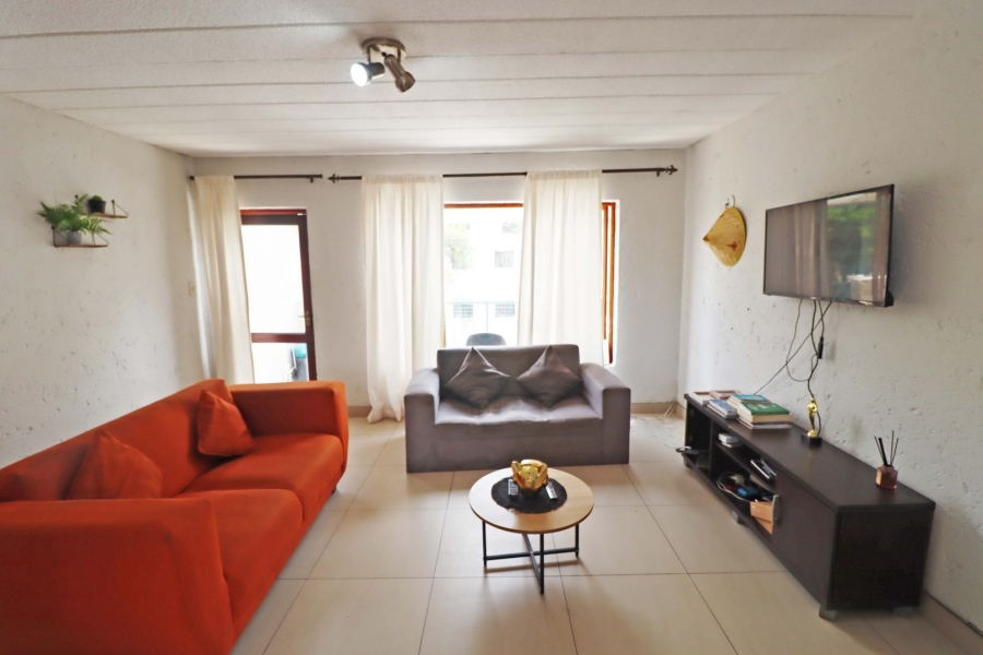 2 Bedroom Property for Sale in Bryanston Gauteng