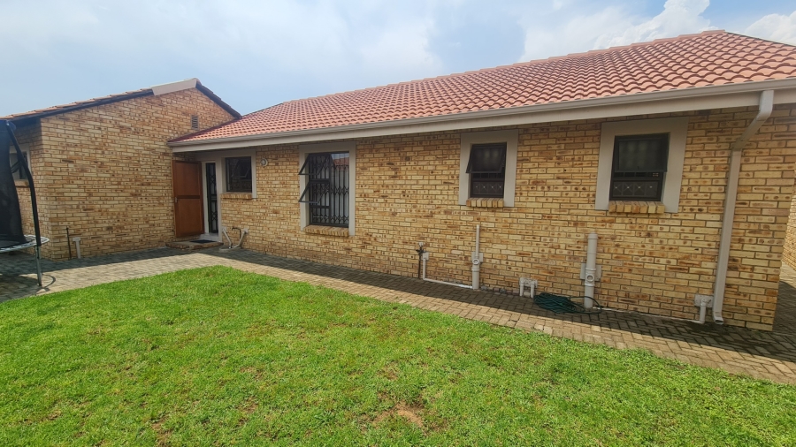 3 Bedroom Property for Sale in Rand Collieries Gauteng