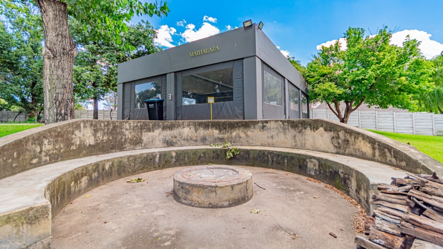 12 Bedroom Property for Sale in Marlbank Gauteng