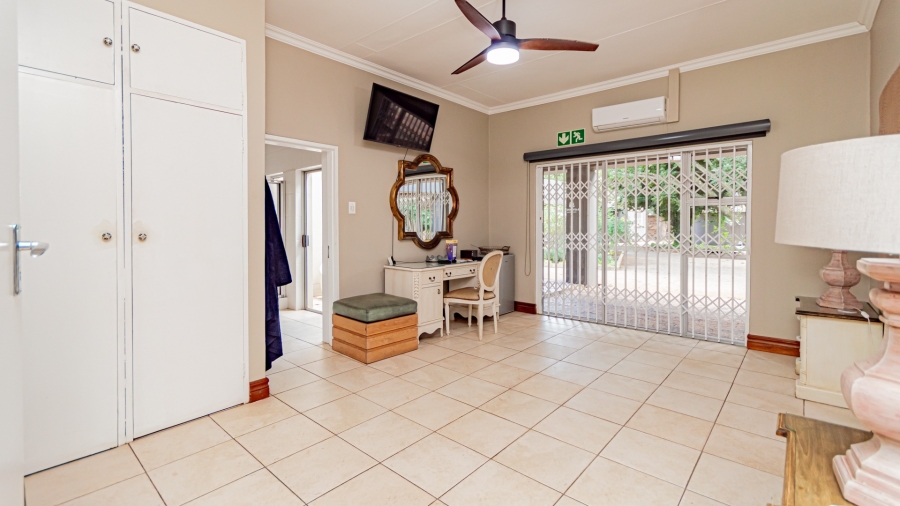 12 Bedroom Property for Sale in Marlbank Gauteng