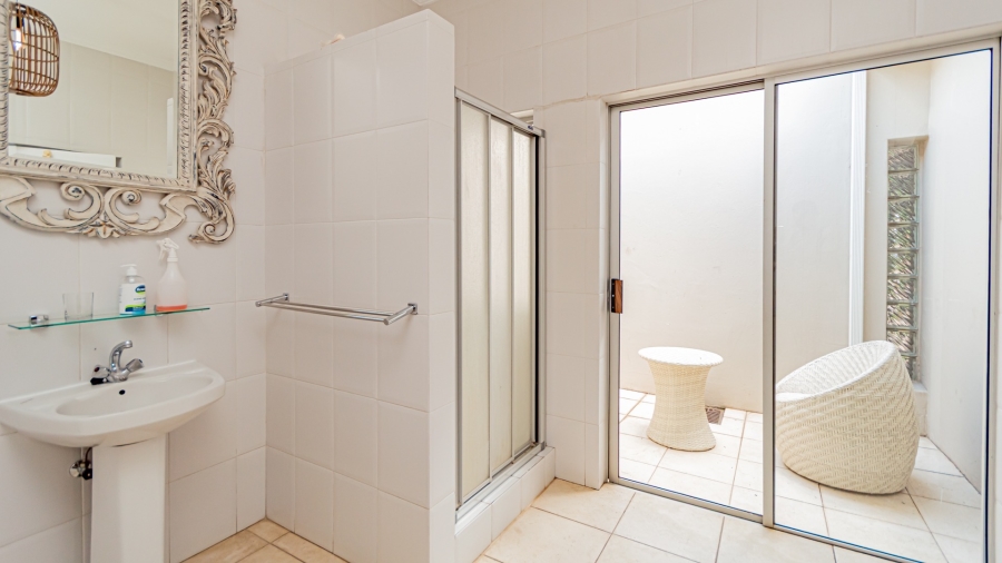 12 Bedroom Property for Sale in Marlbank Gauteng