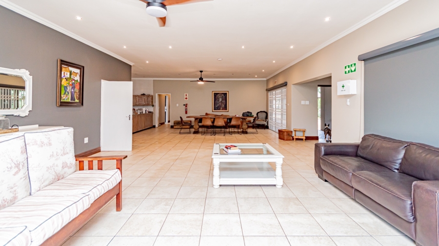 12 Bedroom Property for Sale in Marlbank Gauteng