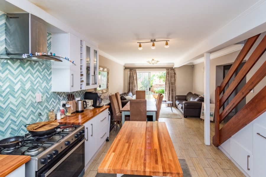 4 Bedroom Property for Sale in Allens Nek Gauteng