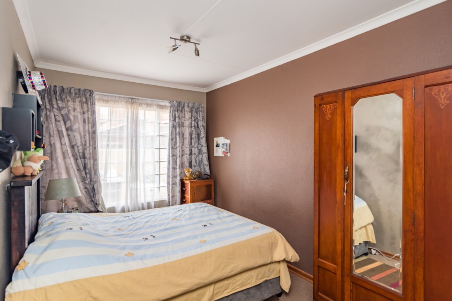 4 Bedroom Property for Sale in Allens Nek Gauteng