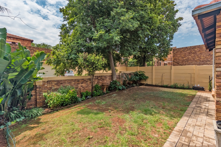 4 Bedroom Property for Sale in Allens Nek Gauteng