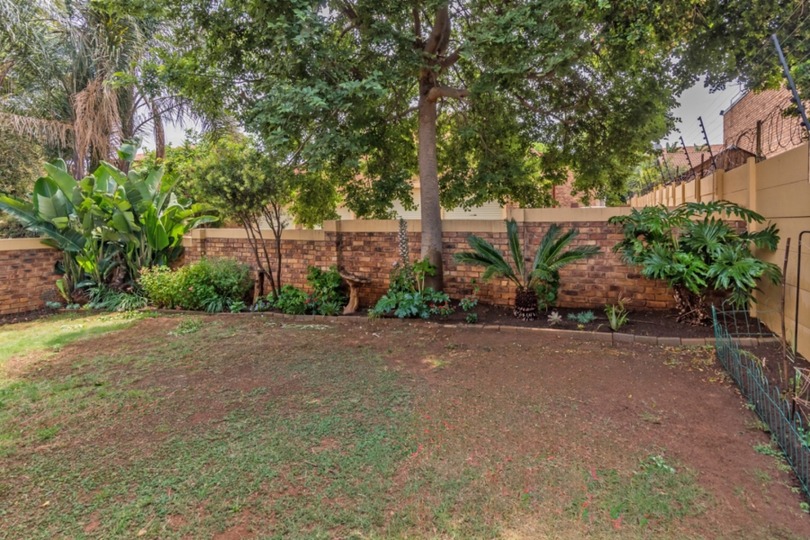 4 Bedroom Property for Sale in Allens Nek Gauteng