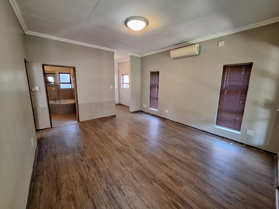 To Let 3 Bedroom Property for Rent in Montana Gauteng