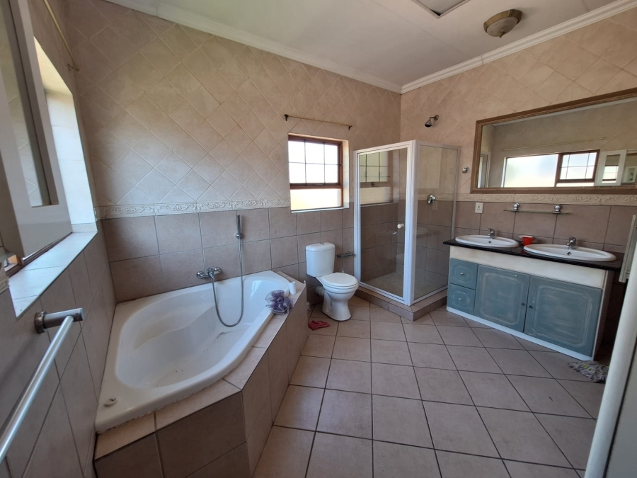 To Let 3 Bedroom Property for Rent in Montana Gauteng