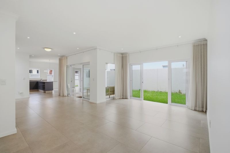 3 Bedroom Property for Sale in Bryanston Gauteng