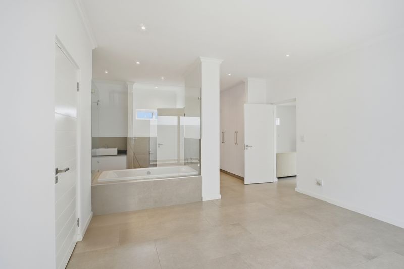 3 Bedroom Property for Sale in Bryanston Gauteng