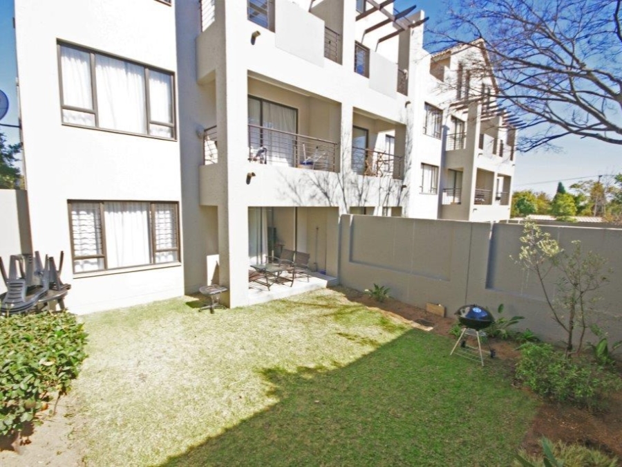 To Let 1 Bedroom Property for Rent in Bryanston Gauteng